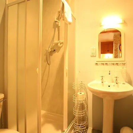 Woodbine Bed & Breakfast