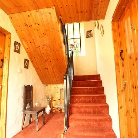 Woodbine 4* Westport